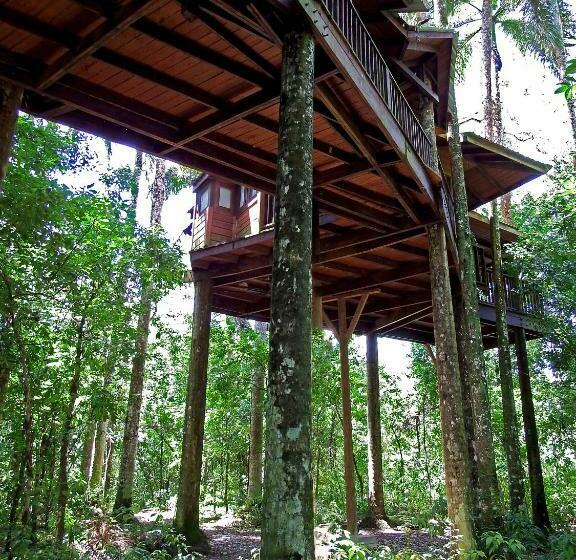 اتاق لوکس با بالکن, Platon Ecolodge
