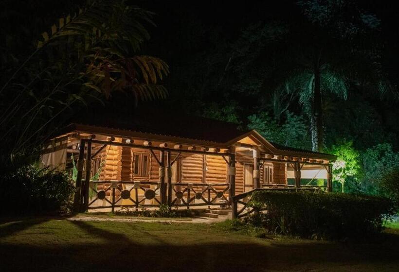 اتاق خانوادگی, Platon Ecolodge
