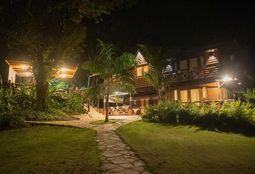 اتاق لوکس یک تخته, Platon Ecolodge