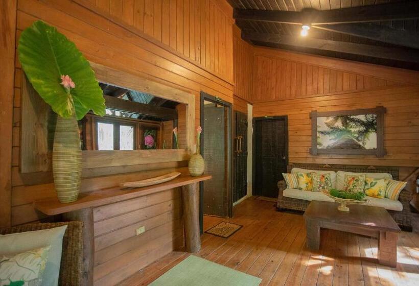 اتاق لوکس یک تخته, Platon Ecolodge