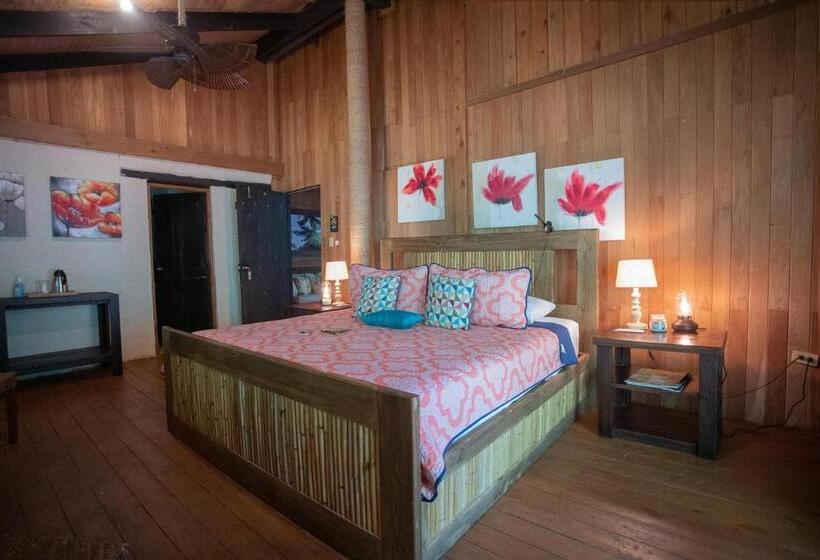 اتاق لوکس یک تخته, Platon Ecolodge