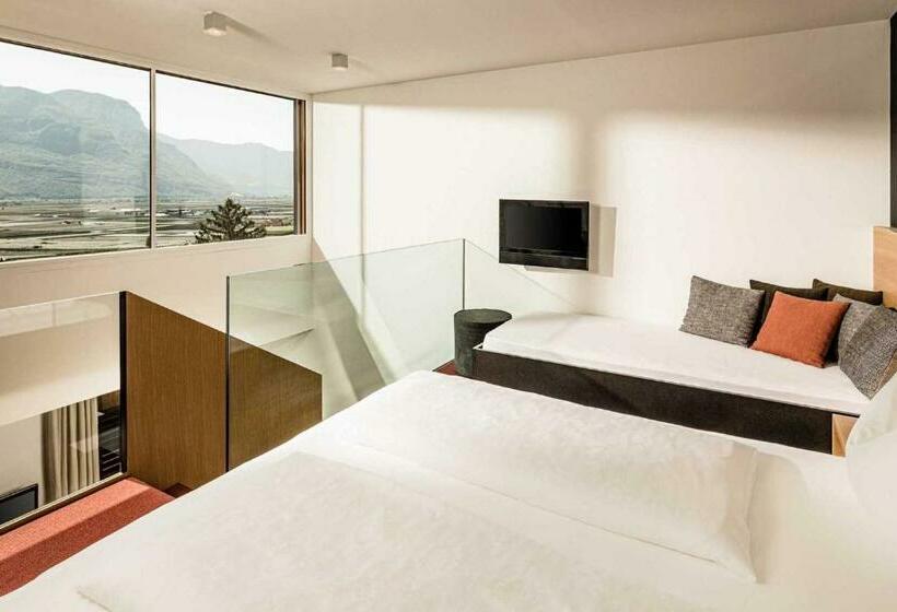 סוויטה, Traminerhof