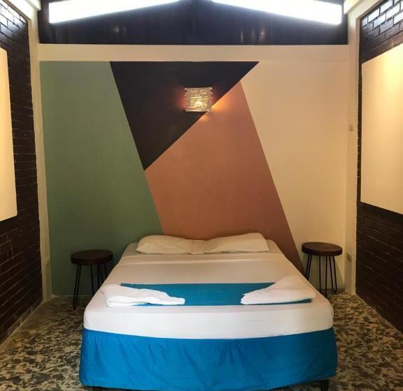 اتاق سوپریور, Paradiso Hostel