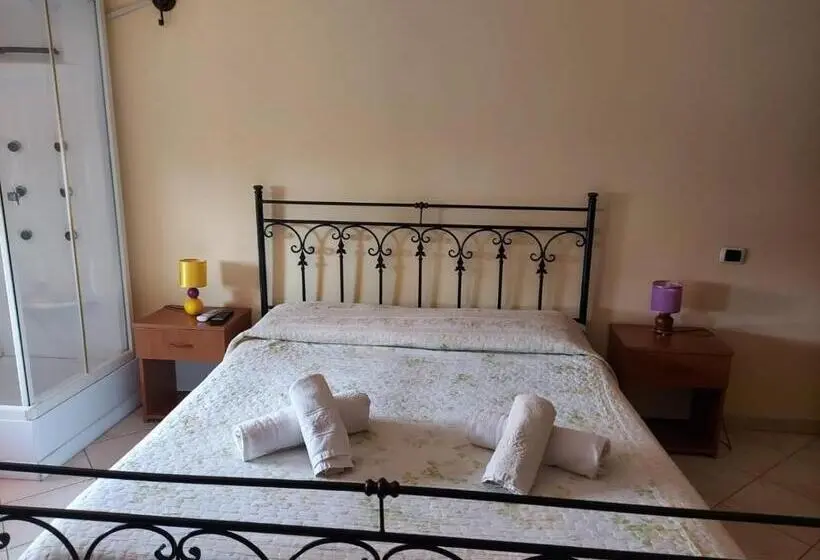 スタンダードルーム, Camere A Chiazza Realmonte