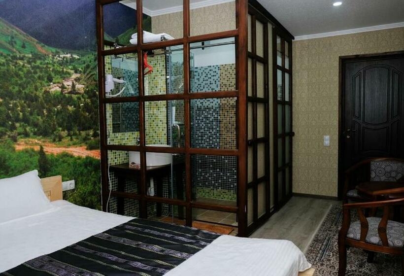 اتاق استاندارد, Eco House