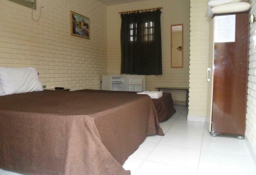 バルコニー付きスタンダードトリプルルーム, Pousada Recanto Da Preguiça