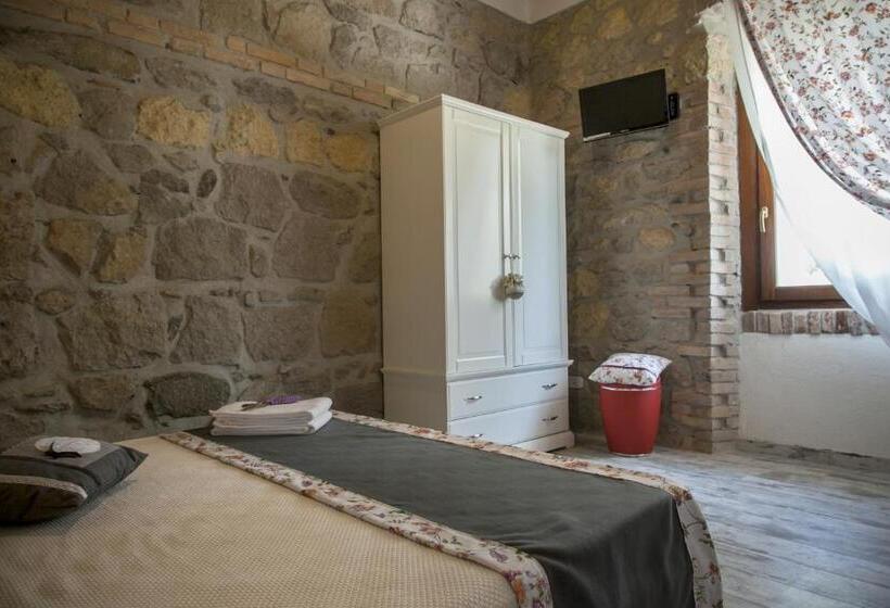 غرفة قياسية, Locanda Villa Naumanni