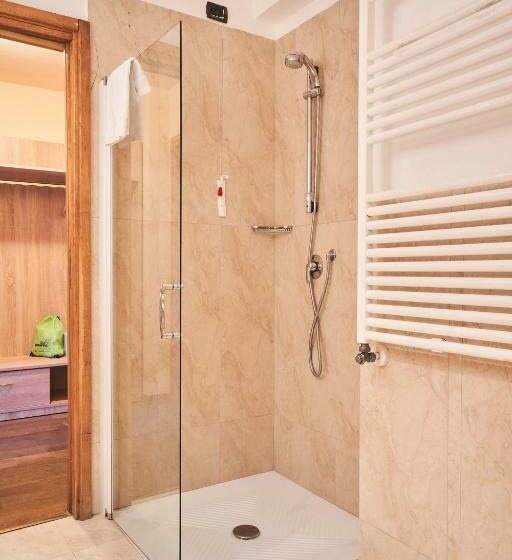 ファミリールーム, Mondolé