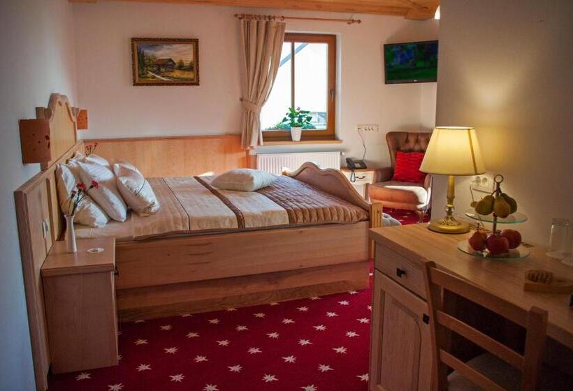 اتاق استاندارد با بالکن, Planinka