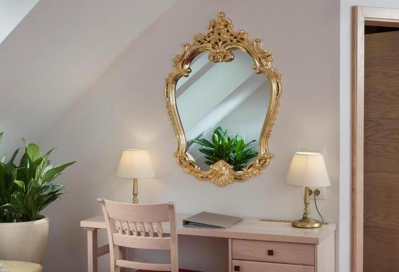 سوییت جونیور, Planinka