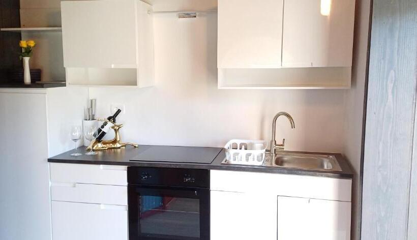 خانه 3 خوابه, Planinka