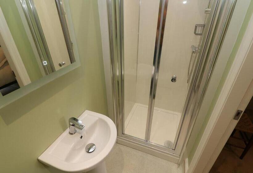 스탠다드 룸, Inglenook Guest House