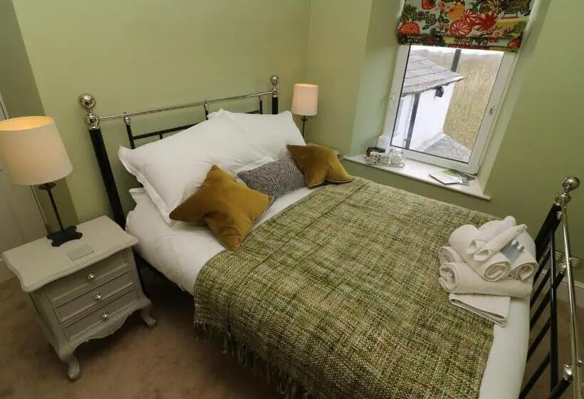 スタンダードルーム, Inglenook Guest House