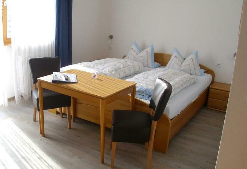 Номер Стандарт с Балконом, Gasthof Zur Frohen Einkehr