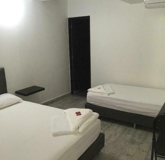 חדר סטנדרט לשלושה, Ozzy