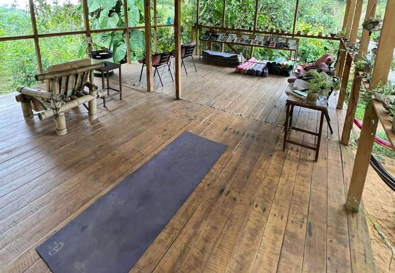 带山景的复式房间, Bolita Trails And Lodging