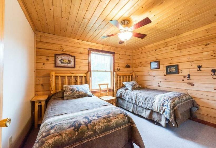 جناح, Spur Of The Moment Ranch