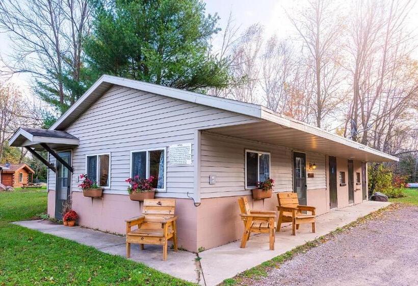 إستوديو سوبيريور, Spur Of The Moment Ranch