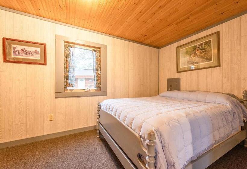 جناح غرفتين نوم, Spur Of The Moment Ranch