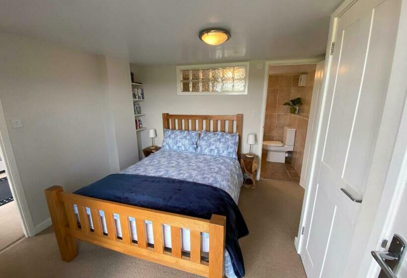 景色の見える一ベッドルームアパートメント, The Rose Cottage Inn