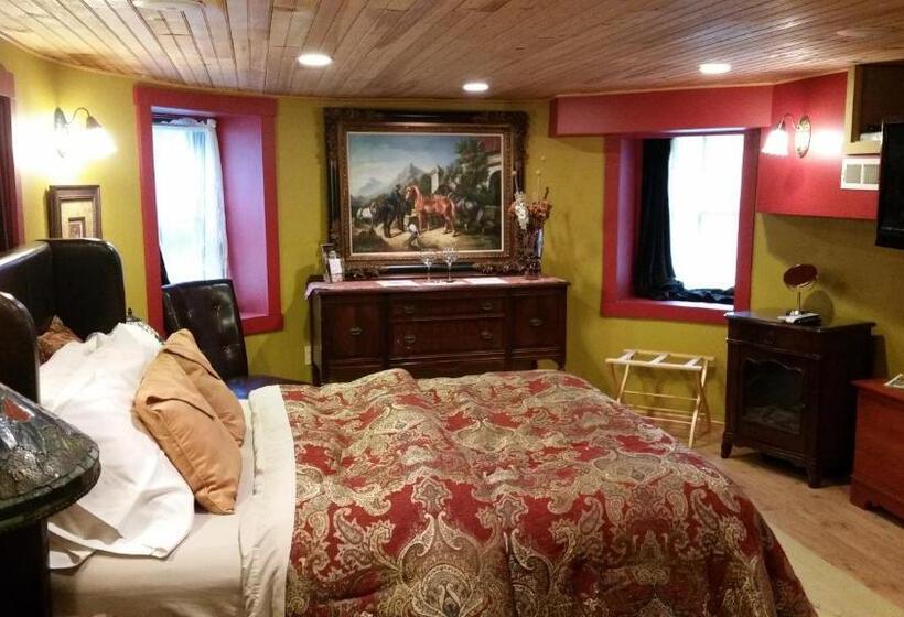Номер Deluxe, Stone Manor Boutique Inn