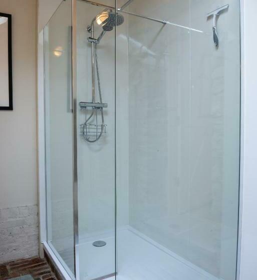 带大床的套房, The Barn At Amberwell