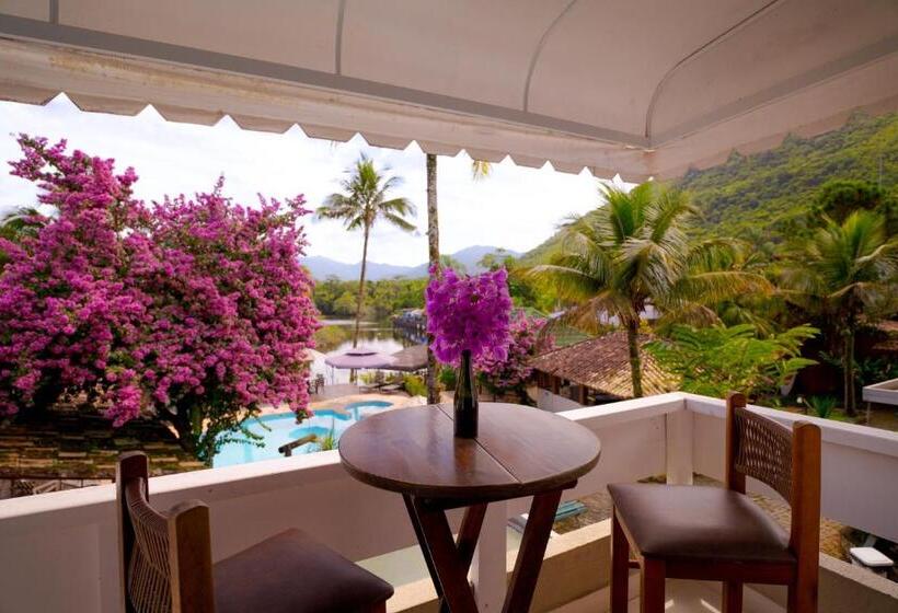 Четырехместный Номер Стандарт с Балконом, Pousada Una