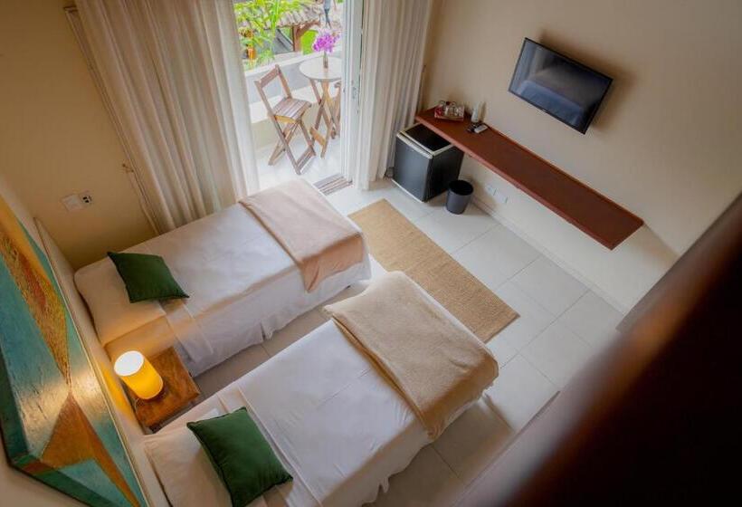 Четырехместный Номер Стандарт с Балконом, Pousada Una