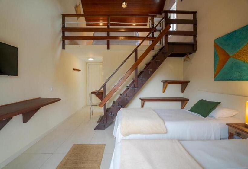 Четырехместный Номер Стандарт с Балконом, Pousada Una