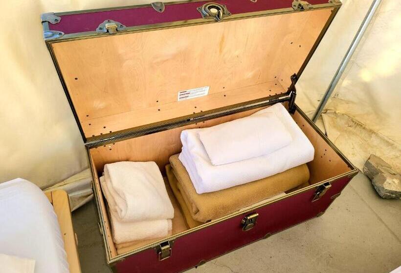 Standard Tent, Panamint Springs Motel & Tents