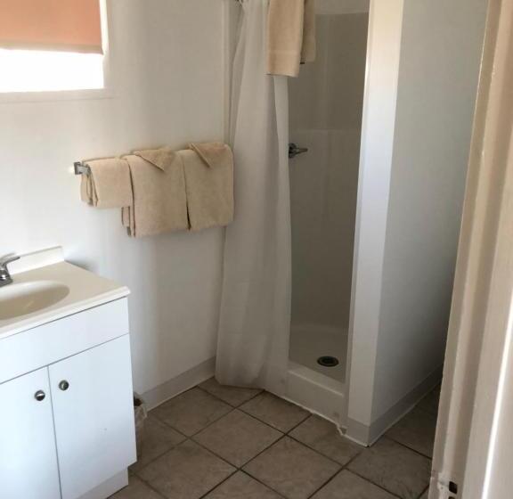 חדר סטנדרט, Panamint Springs Motel & Tents