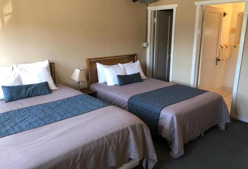 חדר סטנדרט, Panamint Springs Motel & Tents