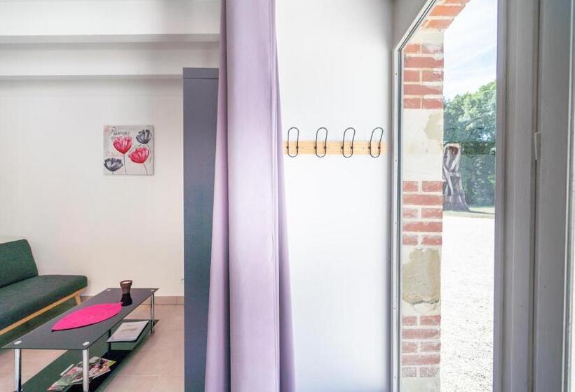 Дом 2 Спальни, Château De Baillant Futuroscope