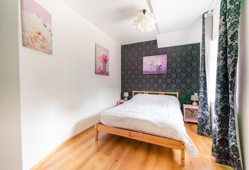 Дом 2 Спальни, Château De Baillant Futuroscope