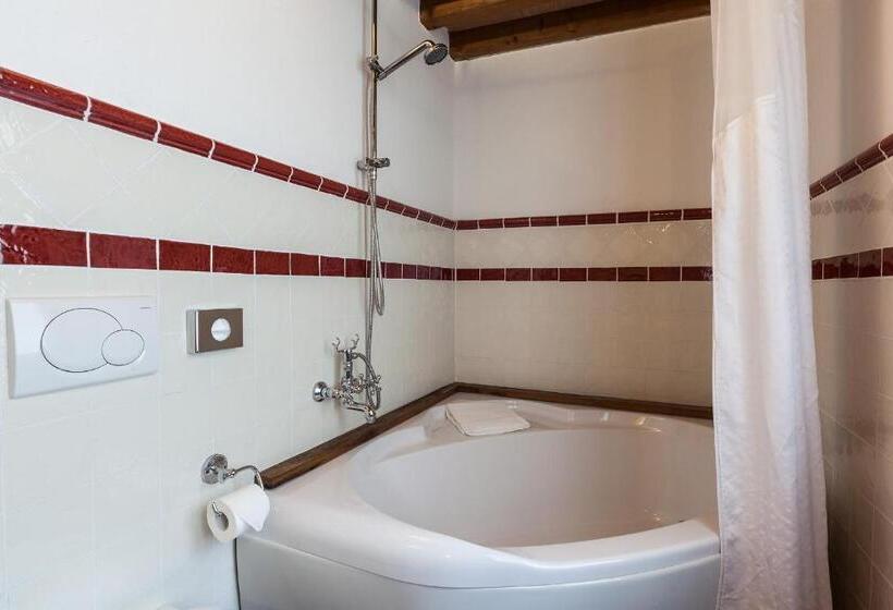 جناح, Locanda Centolaghi