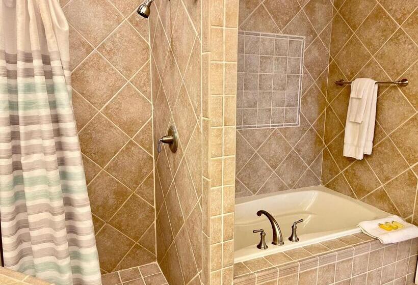 غرفة قياسية ثلاثية ذات اطلالة, St James Bay Golf & Pickleball Resort