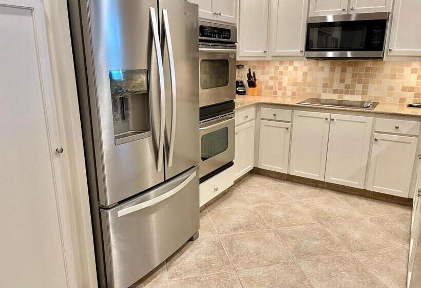 غرفة قياسية ثلاثية ذات اطلالة, St James Bay Golf & Pickleball Resort