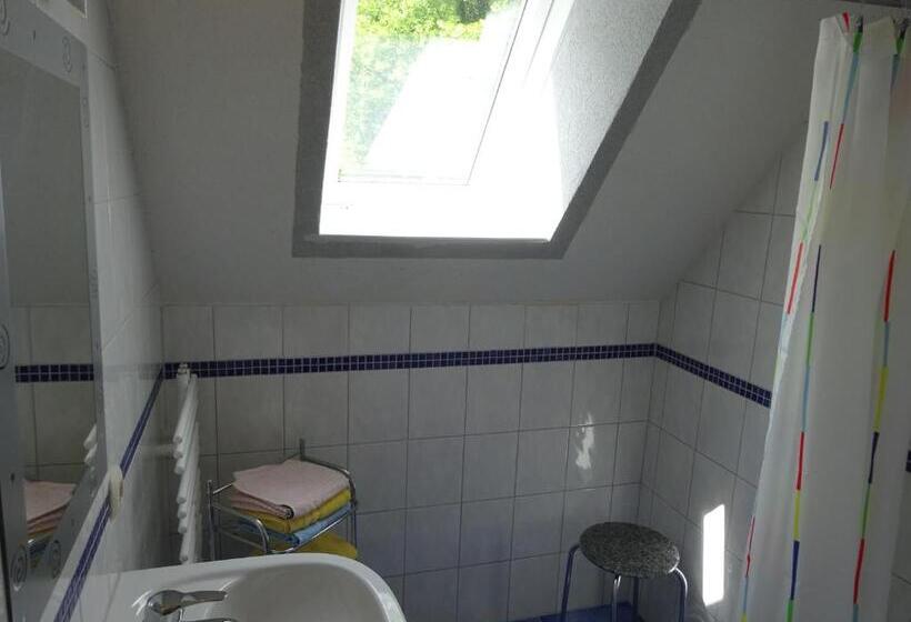 Семейный Номер, Gasthof Eschau