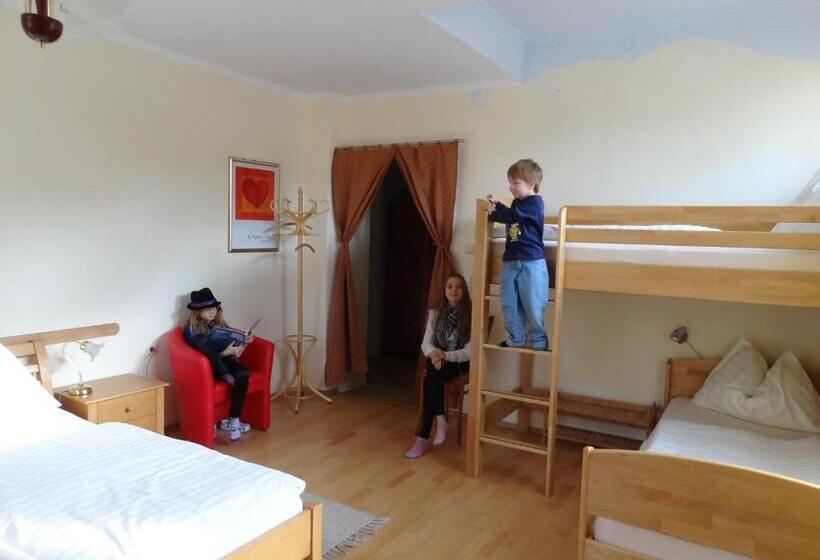 패밀리 룸, Gasthof Eschau