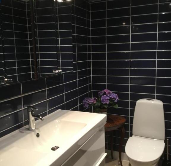 חדר משפחתי נוף לגינה, Easter Bay