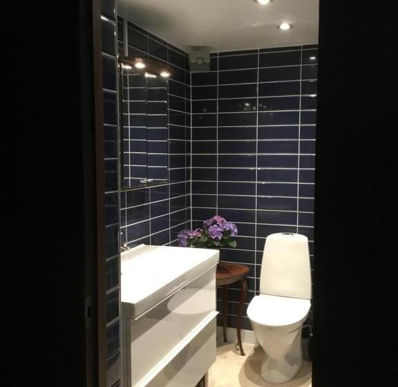 חדר משפחתי נוף לגינה, Easter Bay