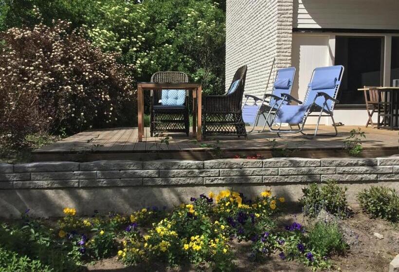 חדר דלוקס יחיד, Easter Bay