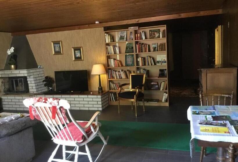 חדר משפחתי נוף לגינה, Easter Bay