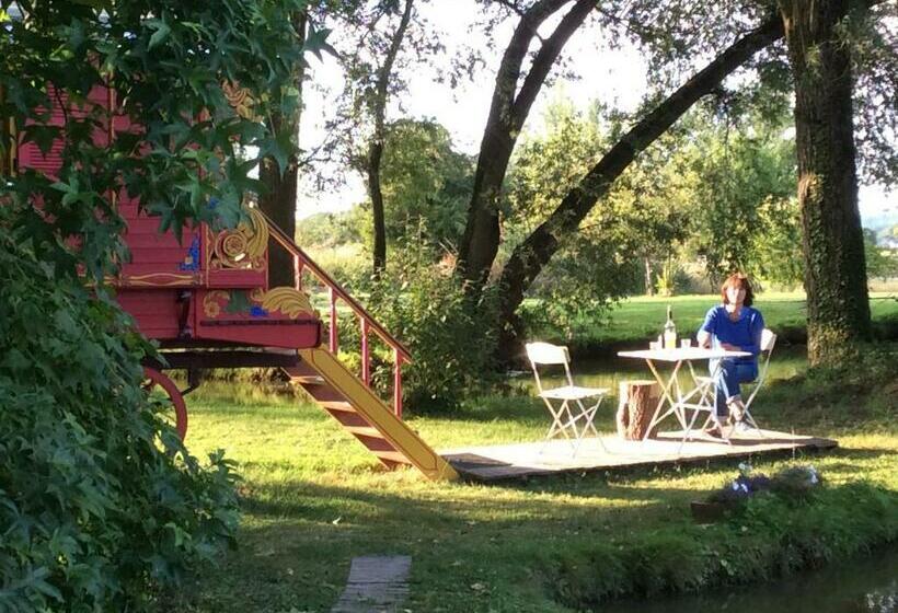 スタンダードルーム, Les Roulottes De Troussures