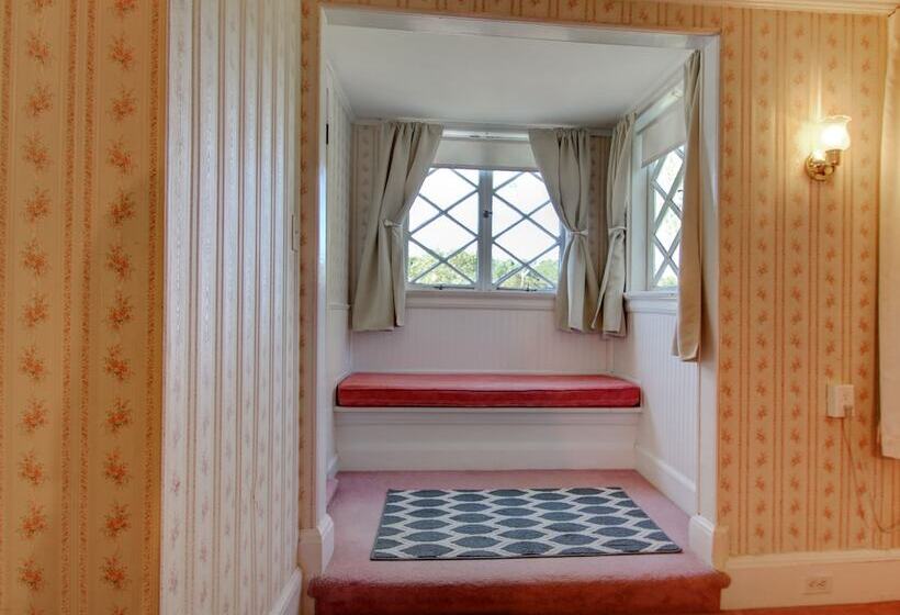 غرفة ديلوكس, Old Corner Inn