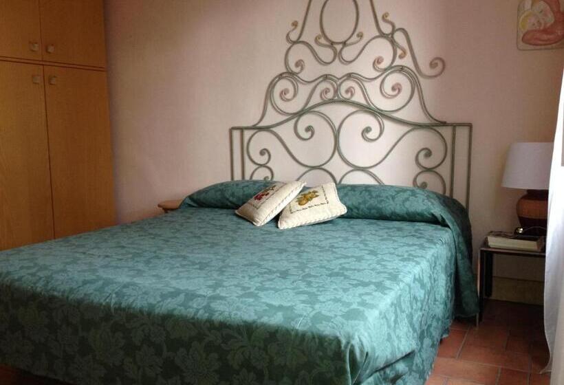 Номер Стандарт Вид на Сад, Podere Il Mulino