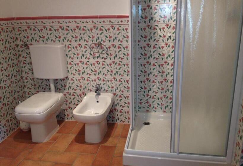 Номер Superior Вид на Бассейн, Podere Il Mulino