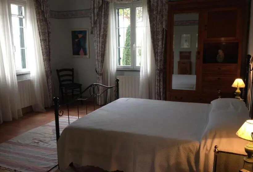 プールの見えるスーペリアルーム, Podere Il Mulino