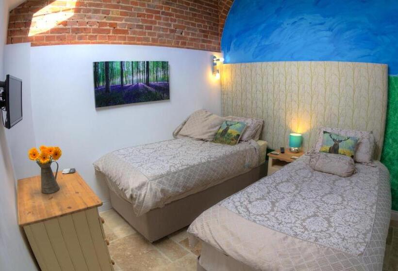 Номер Стандарт, The Orangery