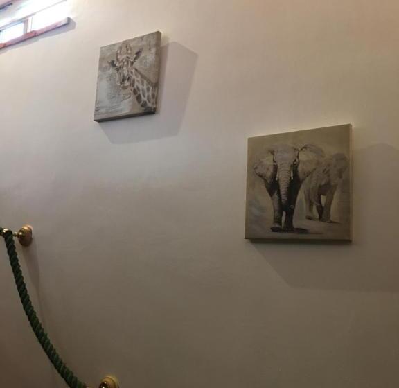 Номер Стандарт Трехместный, The Orangery